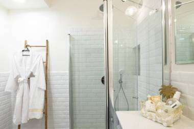 Chic Neve Tzedek 3BR & PARKING with Spacious Terrace - By BerryStays