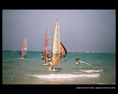 Isramax Apartment near the sea.