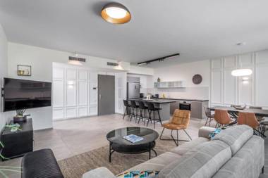 Luxury Beach Geula 3BR by Airsuite