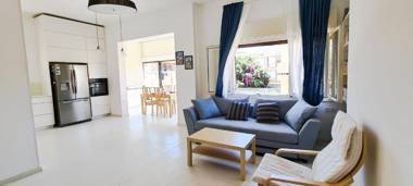 Modern 1 Bdr Apartment Rothschild #TL7