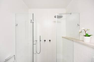 Cozy 3BR Boutique Penthouse in Neve Tsedek by HolyGuest