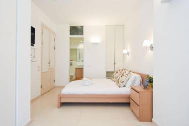 Quiet & Chic 3BR in Mapu 15 by HolyGuest