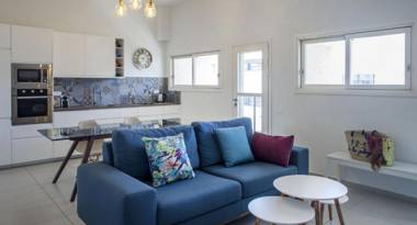 Calming 2BR in Lilienblum 41 by HolyGuest