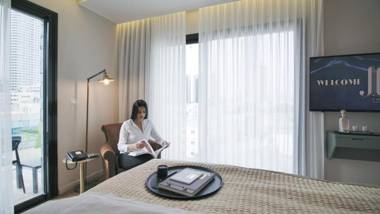 Jo SHTIBEL Tel Aviv with Rooftop Pool