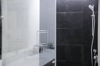 YalaRent Midtown towers TLV - families only