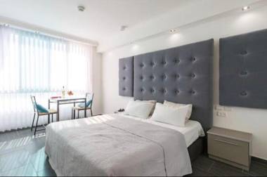 Netanya Sea View ApartHotel