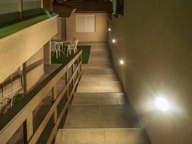 Amigo Hotel On The Beach