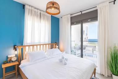 Beach Apartment in Achziv with Incredible Sea Views