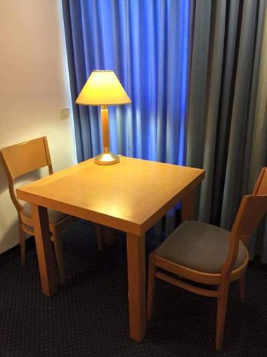 Carmel Mountain Motel