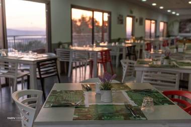 Ein Harod Ichud Kibbutz Country Lodging