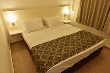 Eilot Kibbutz Country Lodging