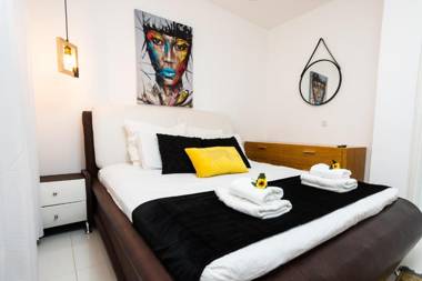 YalaRent mountainside luxury properties - Families only