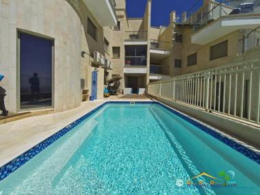 exclusif apartment by the sea