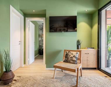 Mr. Soof - By TLV2GO