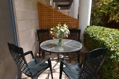 רויאל 72 - ROYAL 72 by CROWN