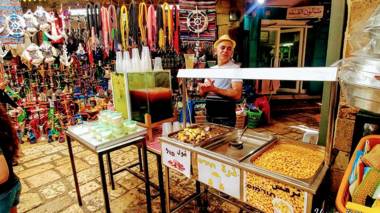 Four Hearts - Acre's Sea Side Suite