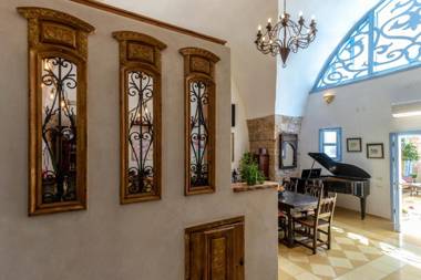 Arabesque Arts & Residency