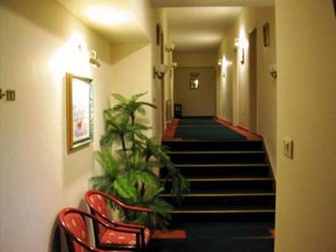 Rosary Sister Guest House Ein Karem