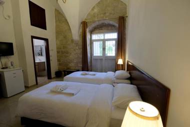 St. George’s Cathedral Pilgrim Guesthouse – Jerusalem