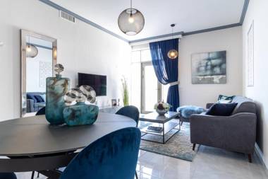 The Haneviim Court - Isrentals