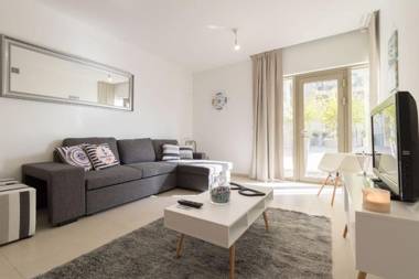 The Haneviim Court - Isrentals