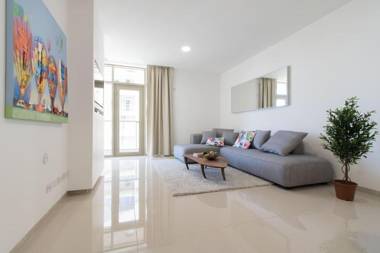 The Haneviim Court - Isrentals