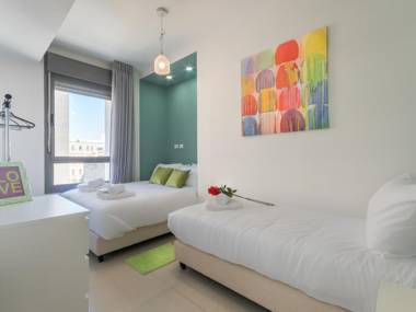 Full Option 7 people