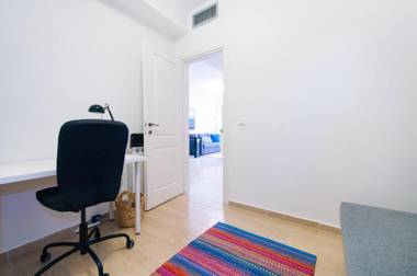 Colony Suites - Hildesheimer St.