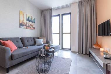 Central and luxurious 1 bdr