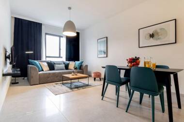 Stylish 1 bedroom in city center