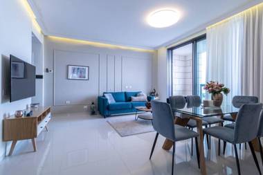 Magical 2BR/Parking with amazing view city center