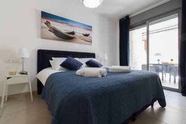 Amazing 2 Bedrooms/Gym/Parking in city center