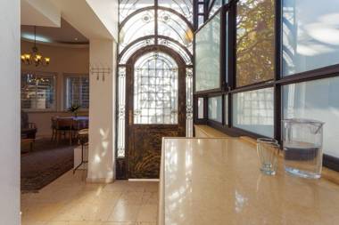 Colony Suites - Emek Refaim