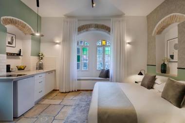 Damson - Machne Yehuda Hotel