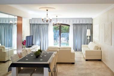 Luxurious Duplex Garden Parking in David Village