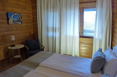 Logos hotel in Yad Hashmona