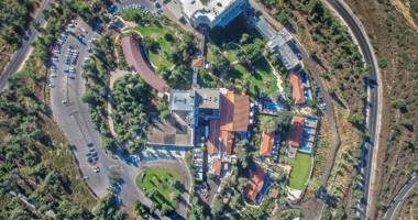 Mantur Jerusalem Mountains by Selina