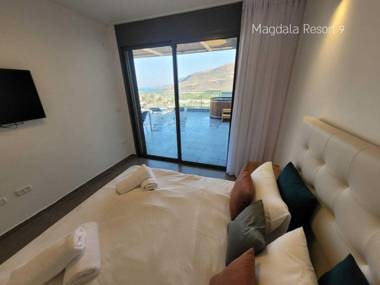YalaRent Magdala Resort- Luxurious suites with pool or jacuzzi overlooking the Sea of Galilee- Families only