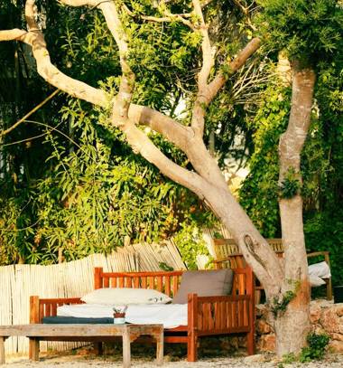 Mantur West Galilee by Selina