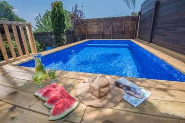 Talia Cabin Guest & Spa