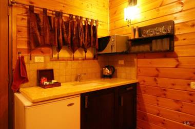 vilat hakohavim & Biktat HaKohavim