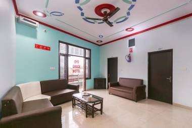 OYO 71204 Hotel New Grace