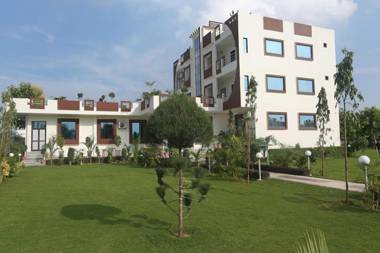 OYO 18301 Hotel A-one