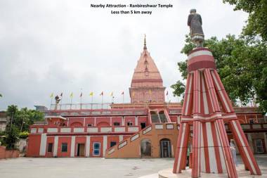 Capital O 11567 Hotel Shivalik Hills