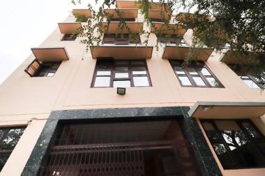 OYO 61968 The Rising Shot