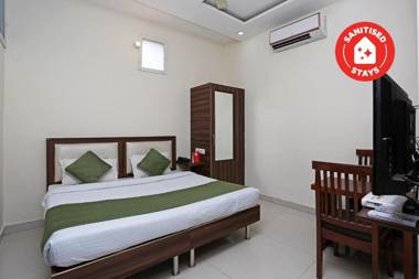 OYO 8590 Hotel Sea
