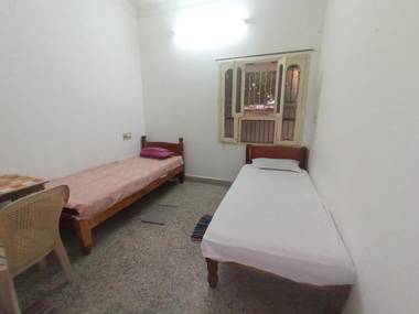 Sri Shankaraa Guest House