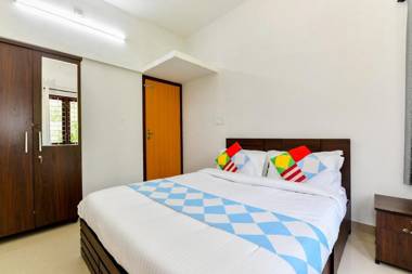 Center Home Serviced Villa