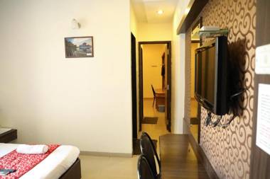 Hotel Sai Grand Castle Inn