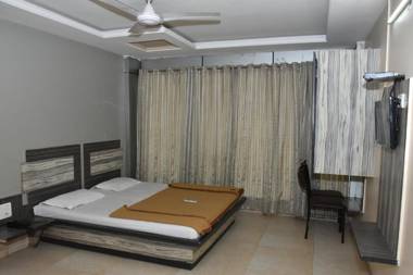 HOTEL SAI SURAJ PALACE